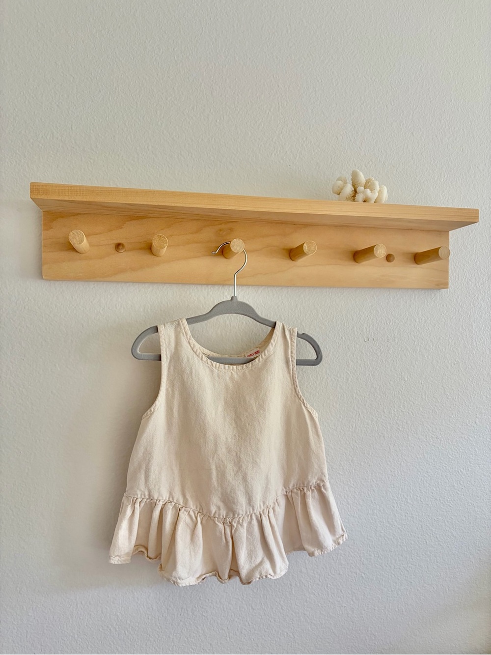Zara Ruffled Linen Top - Picture 4 of 4
